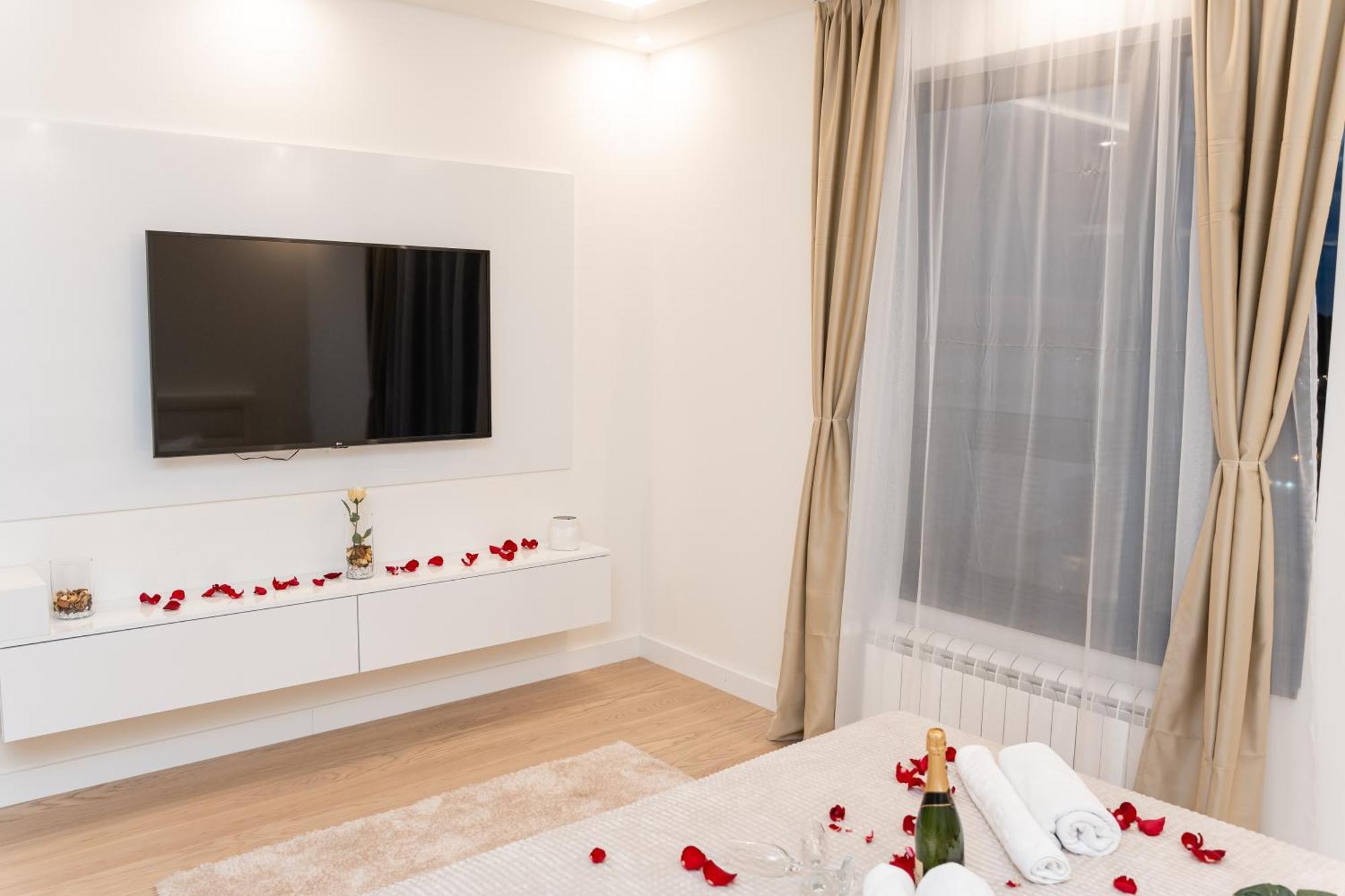 Sinfonia Lux Lejlighed Beograd Eksteriør billede